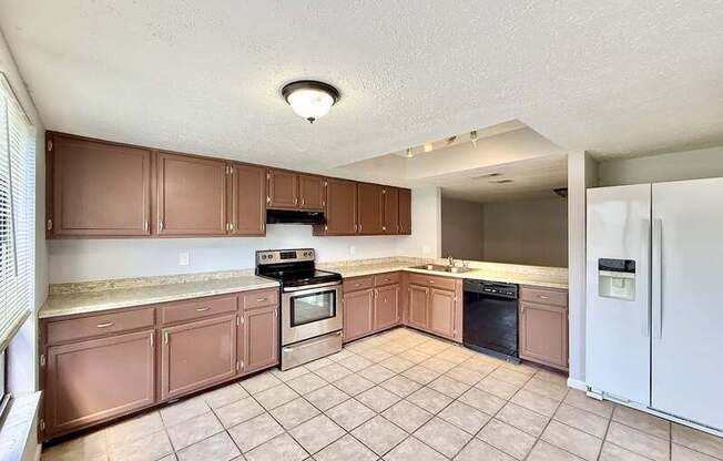 5143 PURITAN CIR