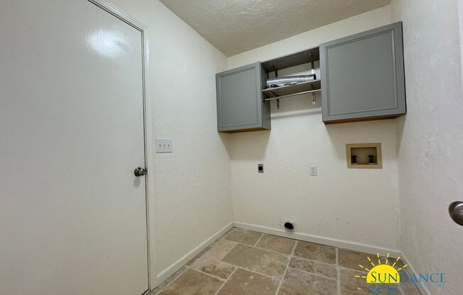 3 beds, 2 baths, $2,300