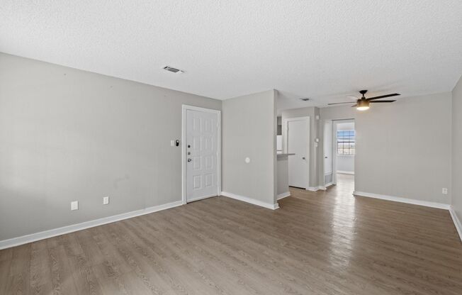 1 bed, 1 bath, 633 sqft, $1,150, Unit 112