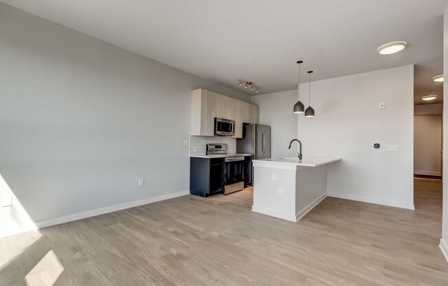 2 beds, 1 bath, 775 sqft, $1,865, Unit 506