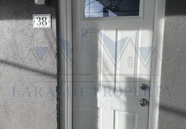 165 N 3rd St