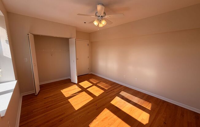 2 beds, 1 bath, 1,018 sqft, $2,250, Unit 506