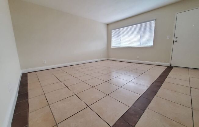 2 beds, 2 baths, $2,195, Unit 506