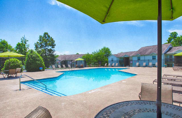 Laurens Way Apartments pool