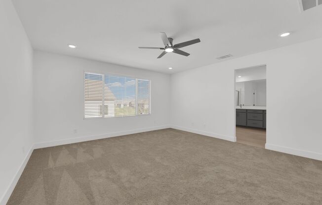 4 beds, 2.5 baths, $2,450