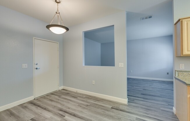 3 beds, 2 baths, $1,670