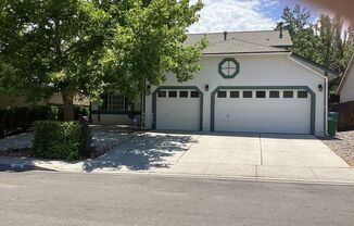 NEW ON THE MARKET - BEAUTIFUL 4 BEDROOM, 2.5 BATHROOM HOME- CLOSE TO SHOPPING AND FREEWAY ACCESS