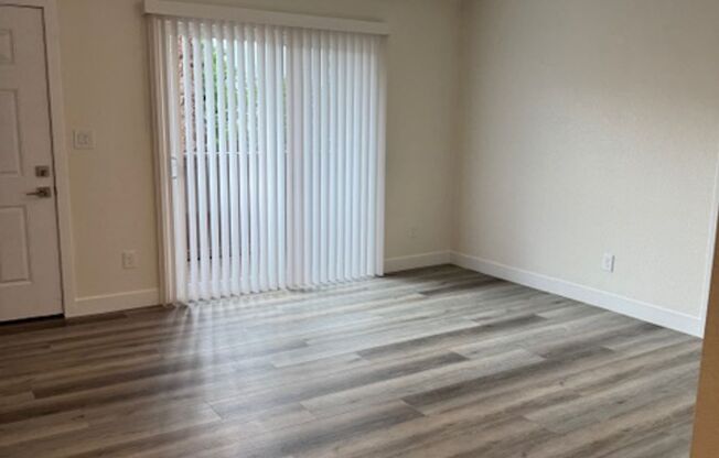 1 bed, 1 bath, 585 sqft, $1,450