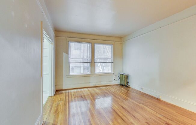 1112 LARKIN ST