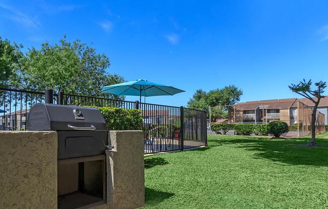 Imperial Landing -  Apartments in Houston, TX