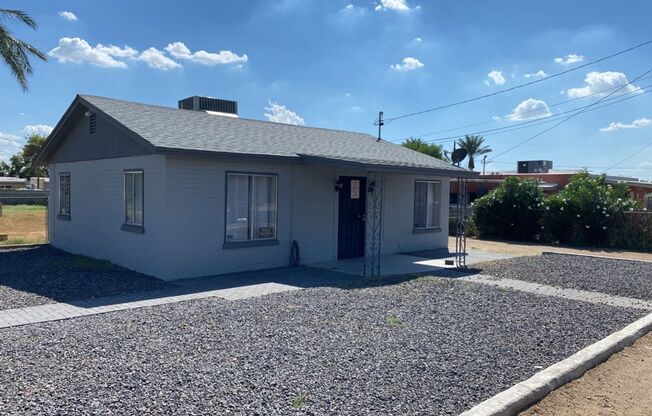 Quaint Phoenix Bungalow