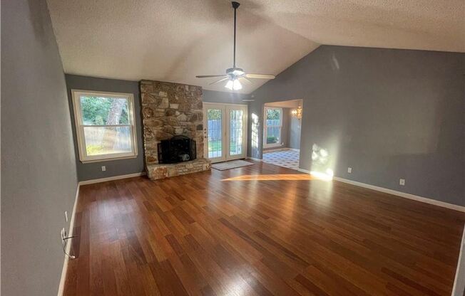 12104 Wycliff Lane