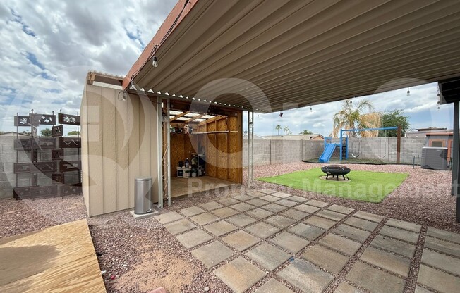 9721 E EMPRESS AVE