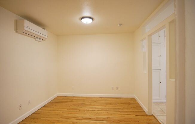 Paris on Mississippi! Fabulous 1Bdr Ready Soon!