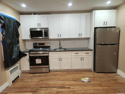 2 beds, 1 bath, $2,800