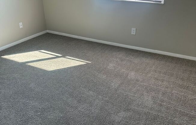 2 beds, 1 bath, 855 sqft, $999, Unit 1301