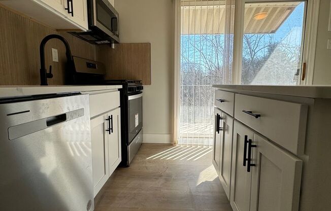 Oakwood Manor Apartments