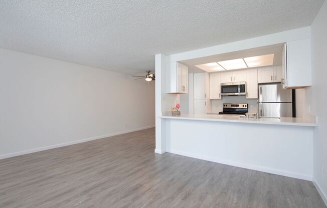 1 bed, 1 bath, 844 sqft, $2,595, Unit 306