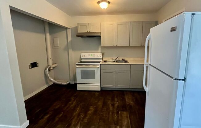 2 beds, 1 bath, $850