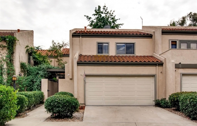 1511 SUNRISE SHADOW CT