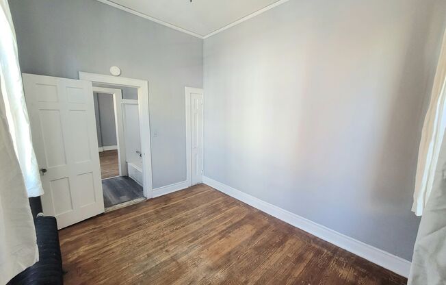 1 bed, 1 bath, 1,000 sqft, $1,095, Unit 104