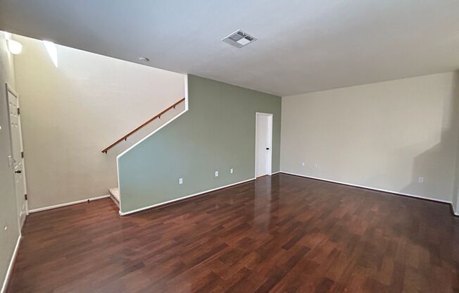 Gated Townhome 3-Bedrooms 2.5-Bathrooms!