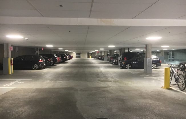 1 bed, 1 bath, 693 sqft, $2,900, Unit 318