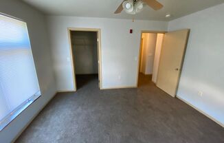2 beds, 2 baths, 1,054 sqft, $1,385, Unit FDLC - 310