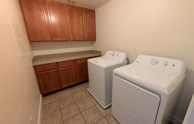 2 beds, 2 baths, 1,500 sqft, $2,695