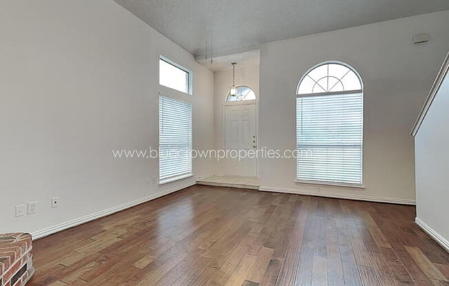 1409 POST OAK DR