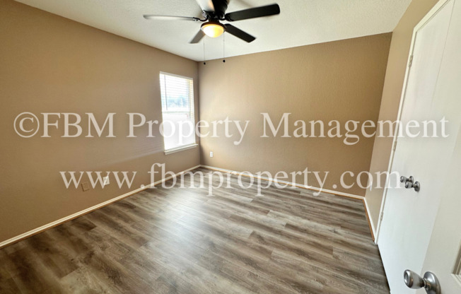 3 beds, 2 baths, $2,095