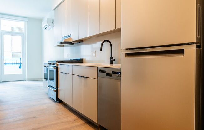 1 bed, 1 bath, 389 sqft, $2,550, Unit 206