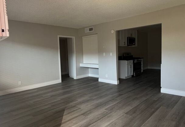 The Riviera Apartments