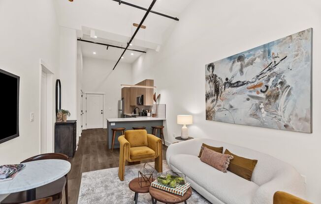 Studio, 1 bath, 643 sqft, $2,249, Unit 411