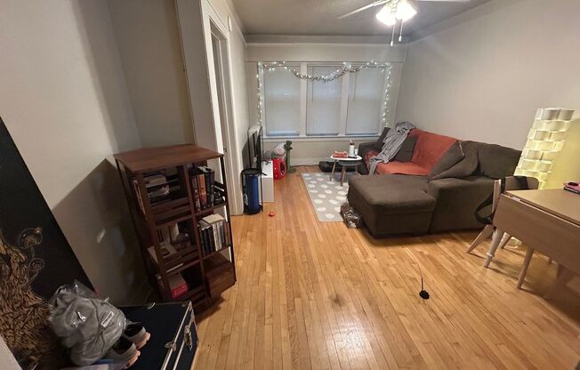 1 bed, 1 bath, $995, Unit 45