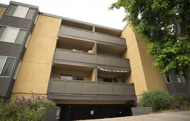2310 Piedmont Ave