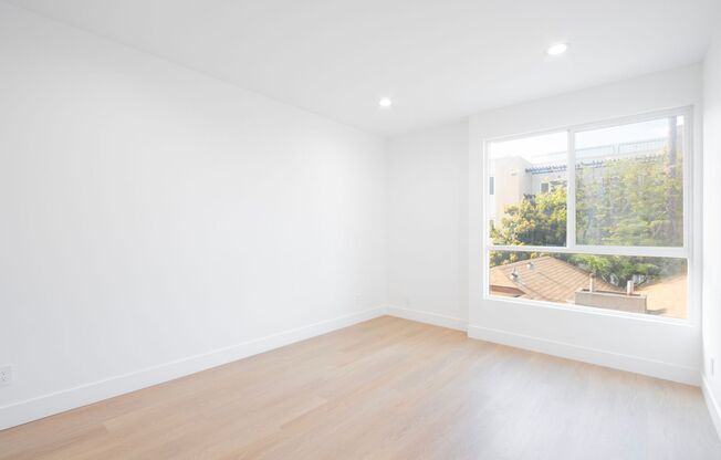 2 beds, 2 baths, $3,550, Unit 101