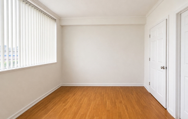 2 beds, 2 baths, 977 sqft, $3,900, Unit 702