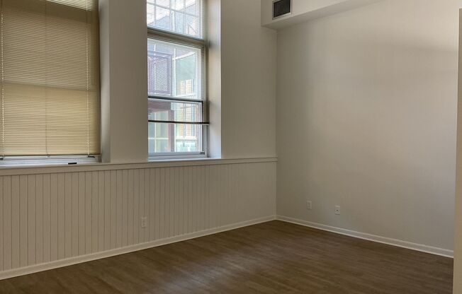 Studio, 1 bath, $1,395