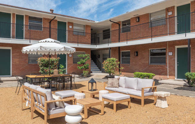 1 bed, 1 bath, 622 sqft, $1,085, Unit 202