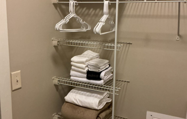 1 bed, 1 bath, $4,440, Unit 214