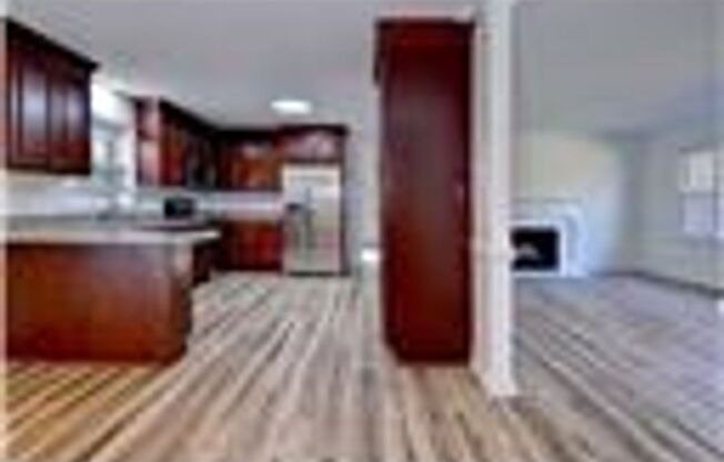 3 beds, 2 baths, $2,150