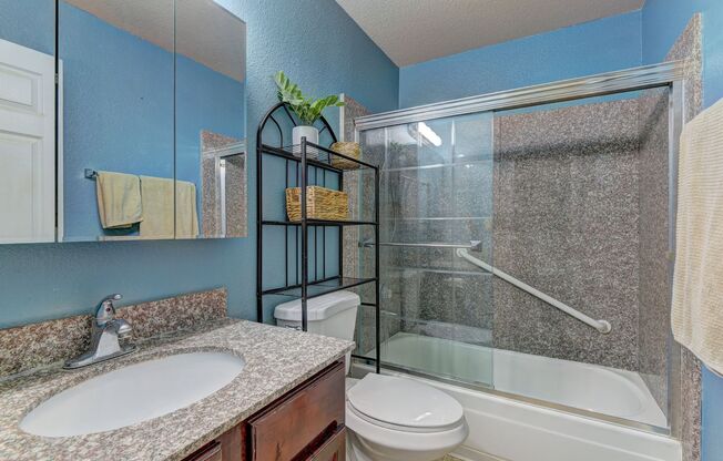 Beautiful condo at a great price!