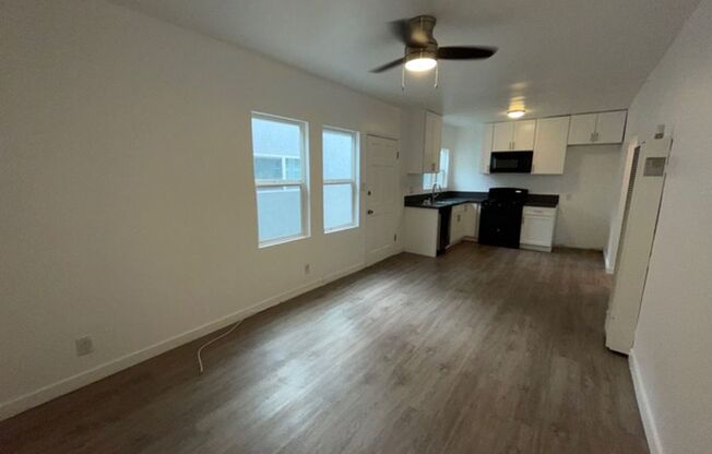 1 bed, 1 bath, 550 sqft, $1,850, Unit B