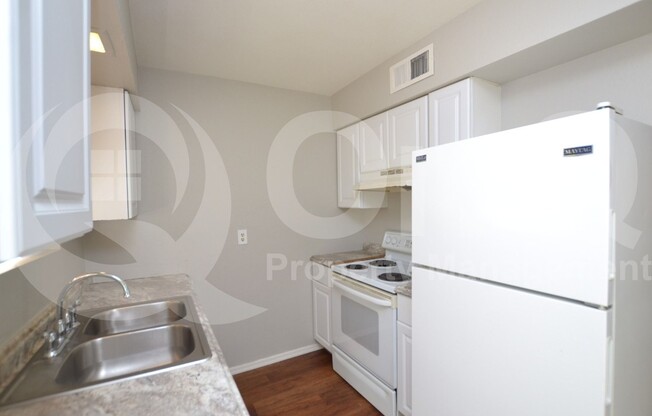 2201 W BELMONT AVE