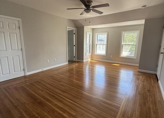 133 BOGLE ST