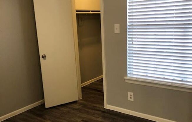 Hill Country Apartments