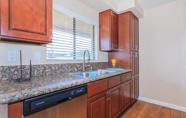 BEAUTIFUL KITCHEN