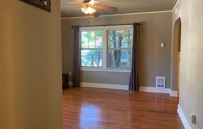 O511-- Beverly Court Studios