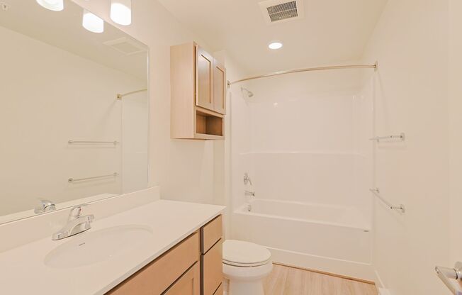 2 beds, 2 baths, 1,120 sqft, $2,063, Unit 2088-108